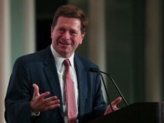 Chủ tịch SEC Jay Clayton sẽ từ chức vào cuối năm nay