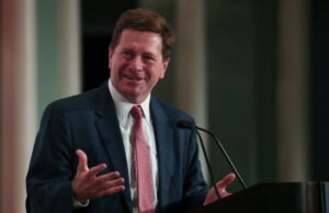 Chủ tịch SEC Jay Clayton sẽ từ chức vào cuối năm nay