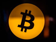 Giá Coin hôm nay 08/01: Bitcoin trở lại dưới $ 44.000 mặc dù khép tuần trong sắc xanh, altcoin rực lửa khi Phố Wall đi ngang