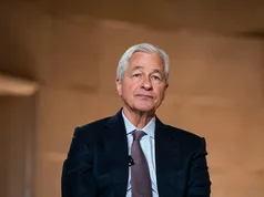 CEO JPMorgan Jamie Dimon bất ngờ "quay xe" ủng hộ crypto